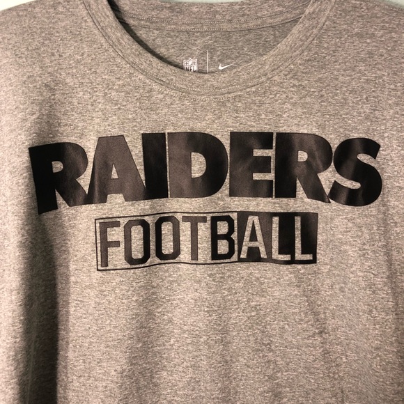 Nike Shirt - Picture 2 of 2